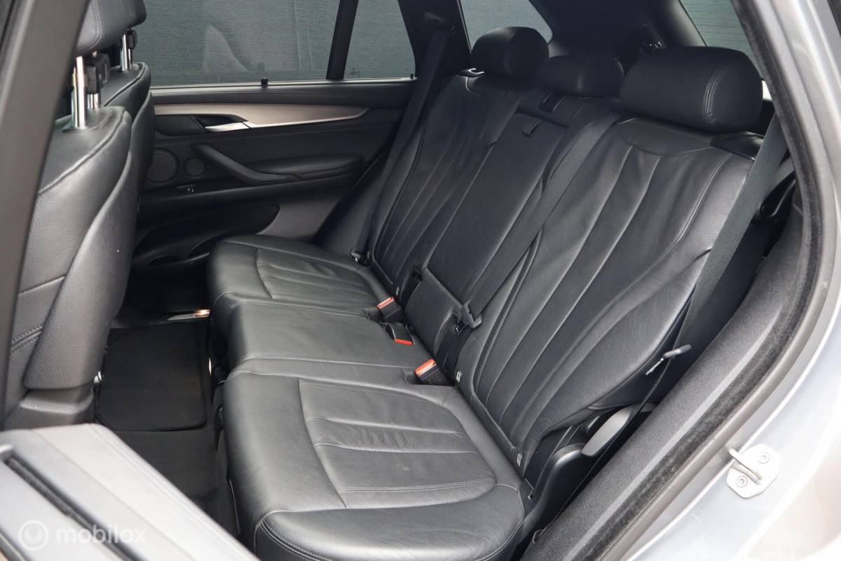 BMW X5 BMW X5 xDrive50i V8 7-zit volle auto! Pano| Head-up| M-Sport