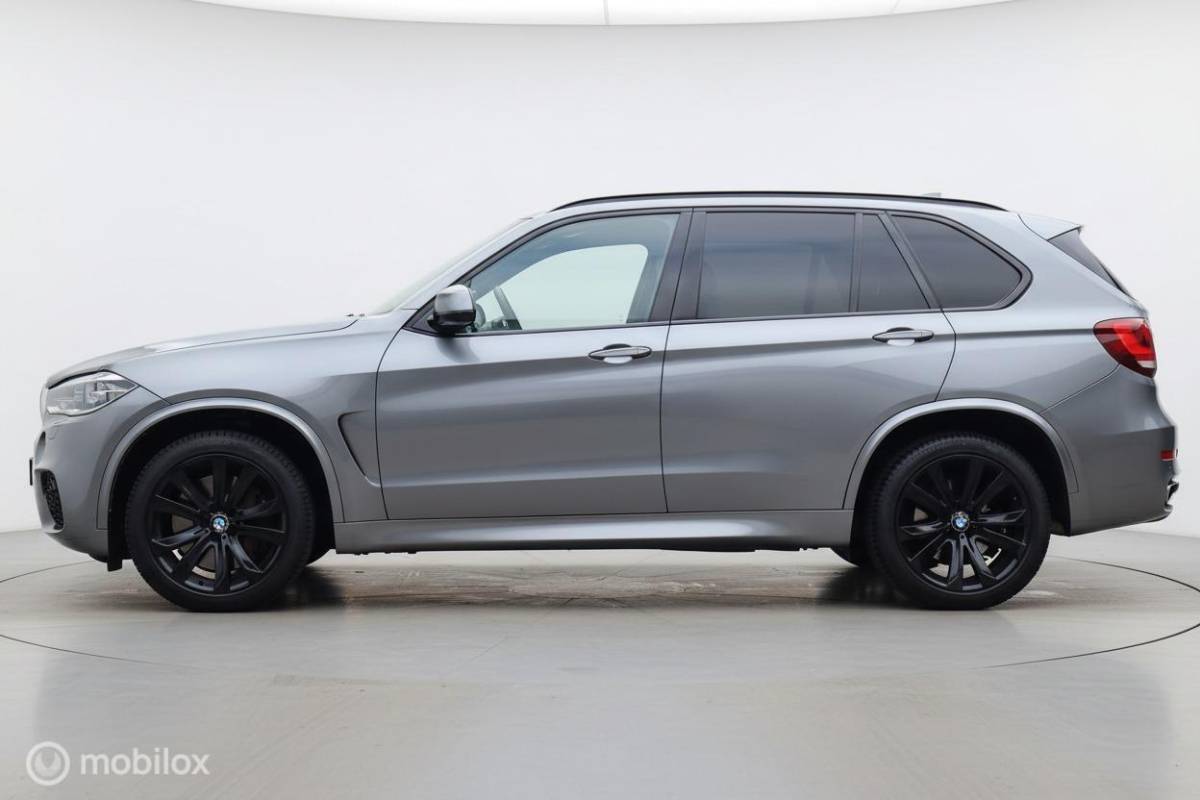BMW X5 BMW X5 xDrive50i V8 7-zit volle auto! Pano| Head-up| M-Sport