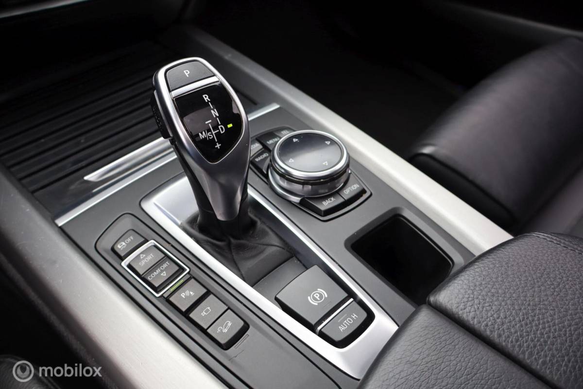 BMW X5 BMW X5 xDrive50i V8 7-zit volle auto! Pano| Head-up| M-Sport