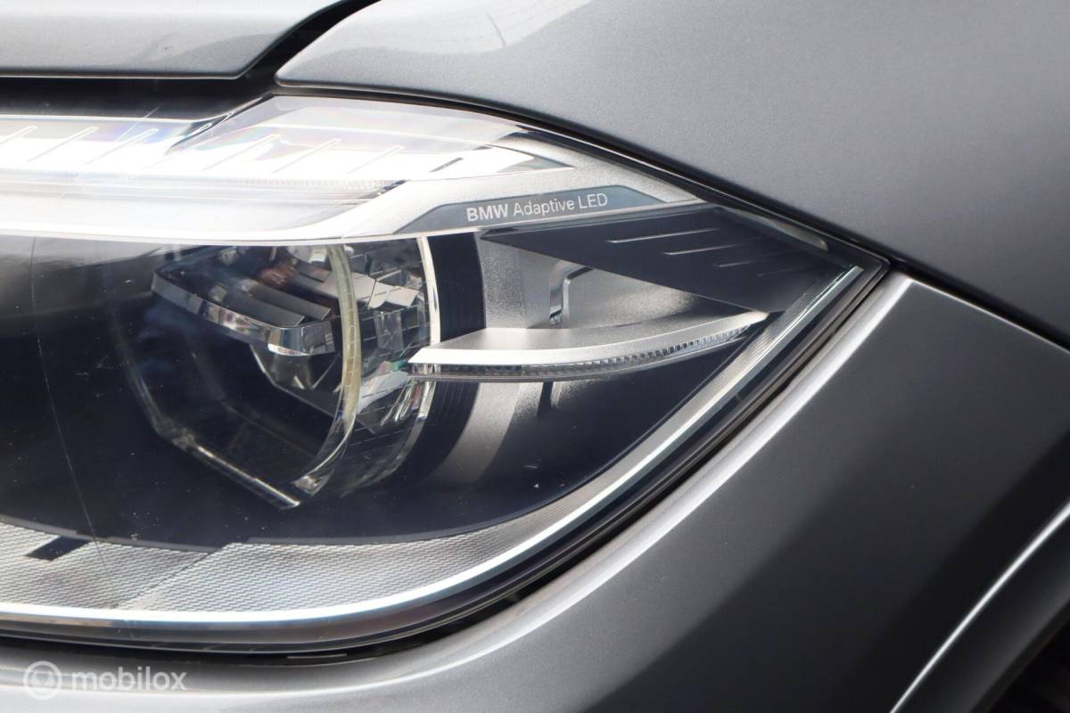 BMW X5 BMW X5 xDrive50i V8 7-zit volle auto! Pano| Head-up| M-Sport