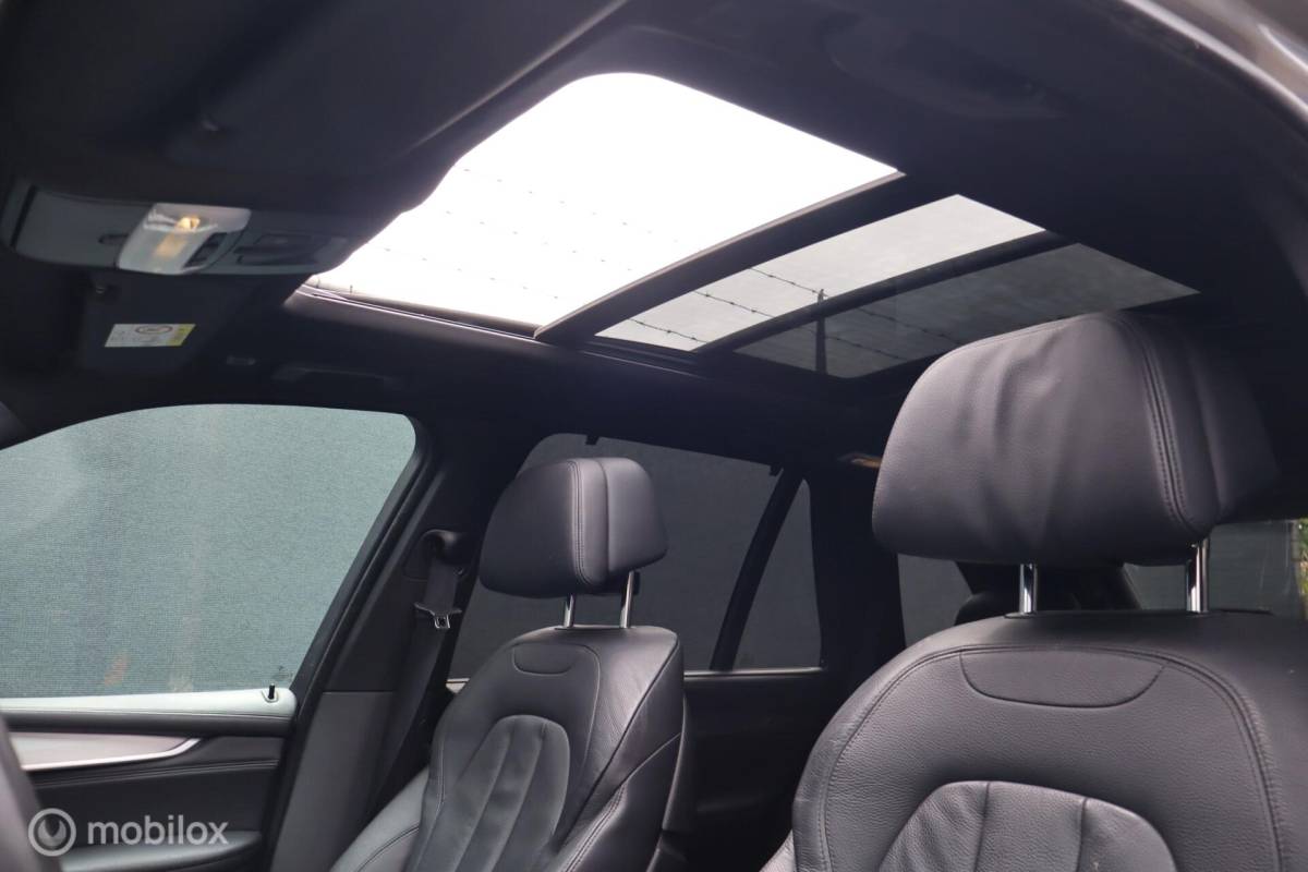 BMW X5 BMW X5 xDrive50i V8 7-zit volle auto! Pano| Head-up| M-Sport