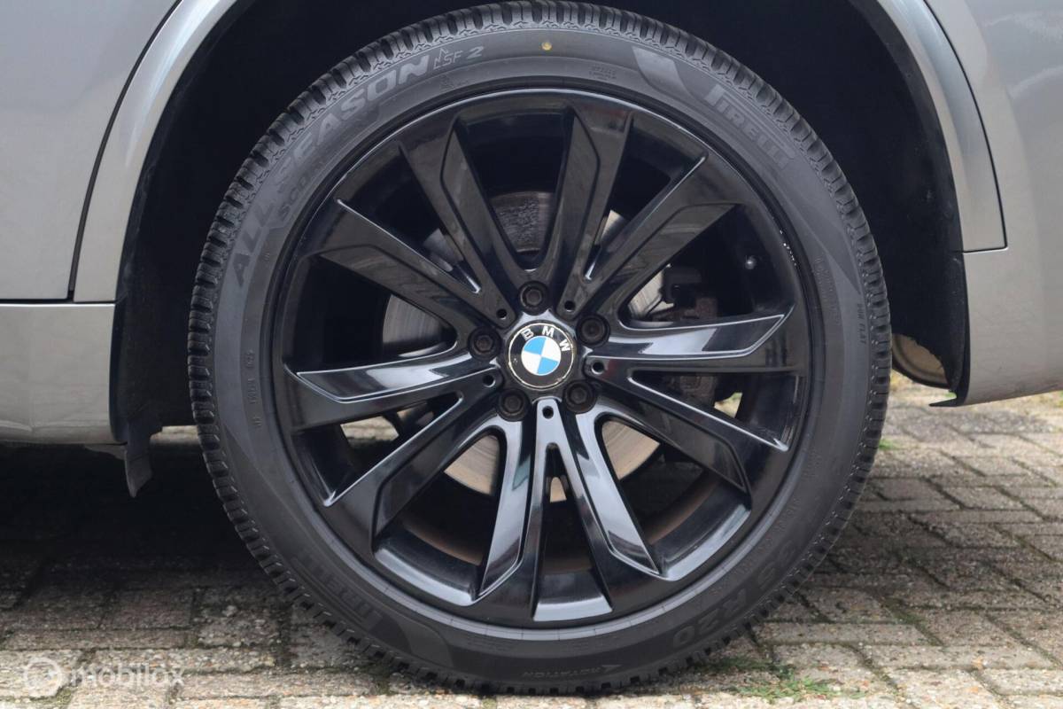 BMW X5 BMW X5 xDrive50i V8 7-zit volle auto! Pano| Head-up| M-Sport
