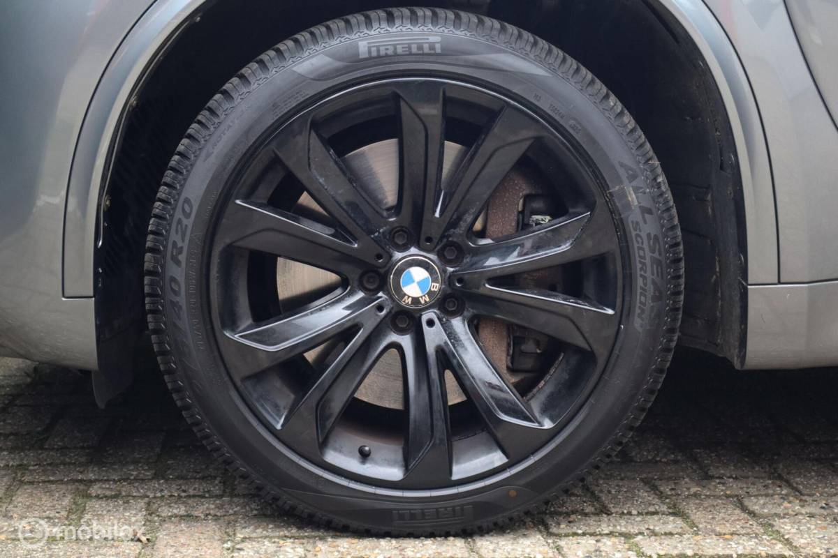 BMW X5 BMW X5 xDrive50i V8 7-zit volle auto! Pano| Head-up| M-Sport