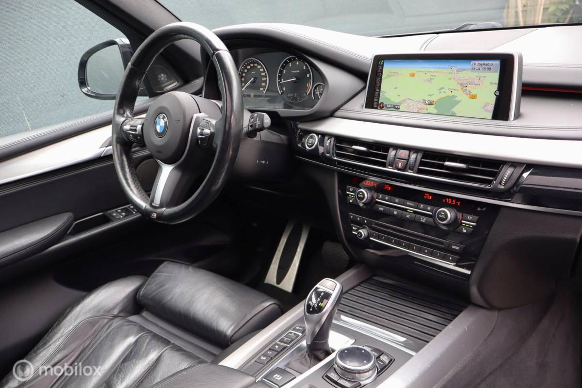 BMW X5 BMW X5 xDrive50i V8 7-zit volle auto! Pano| Head-up| M-Sport