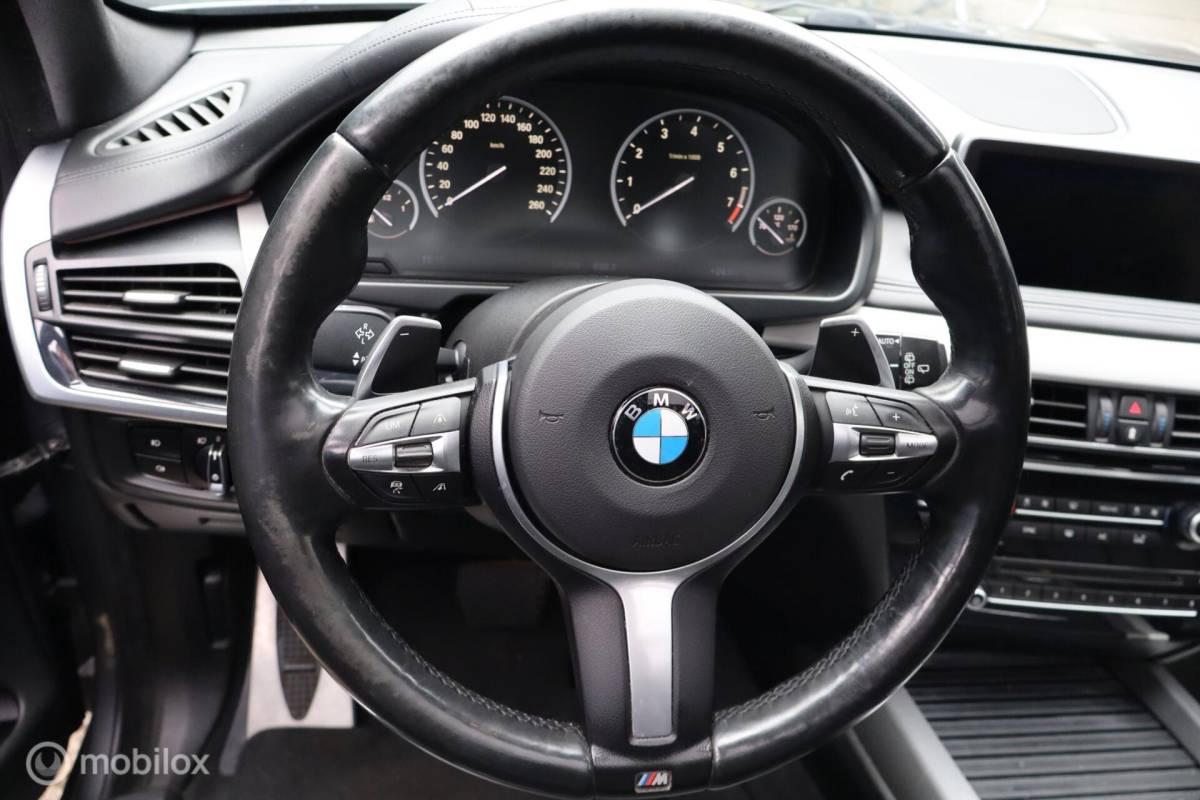 BMW X5 BMW X5 xDrive50i V8 7-zit volle auto! Pano| Head-up| M-Sport