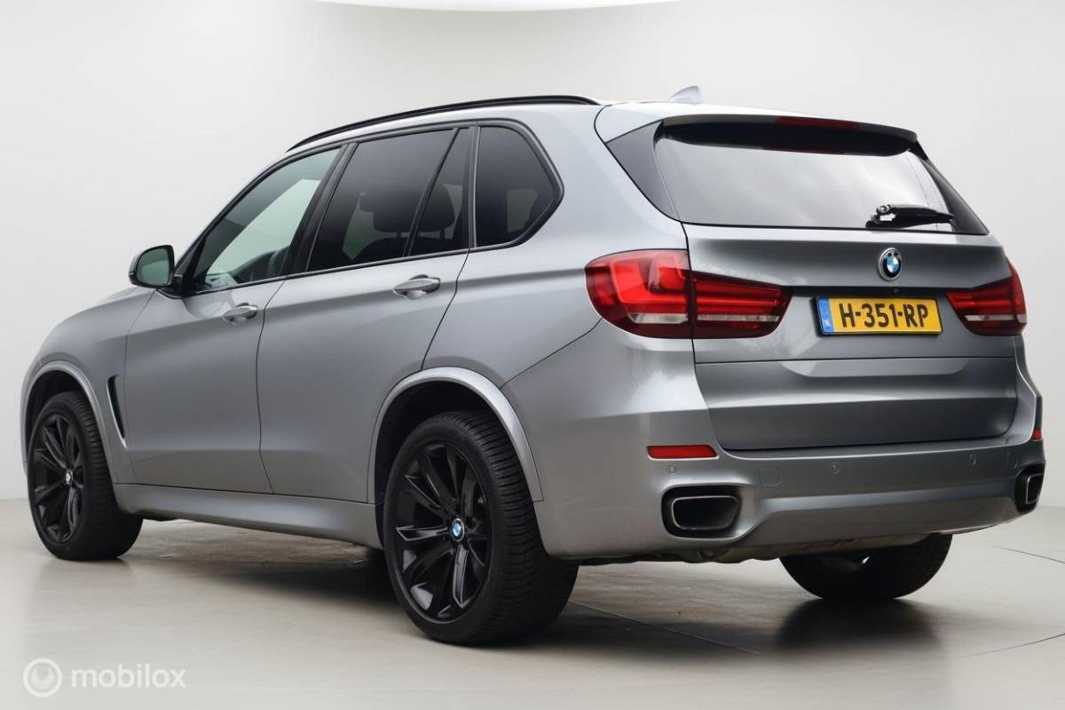 BMW X5 BMW X5 xDrive50i V8 7-zit volle auto! Pano| Head-up| M-Sport