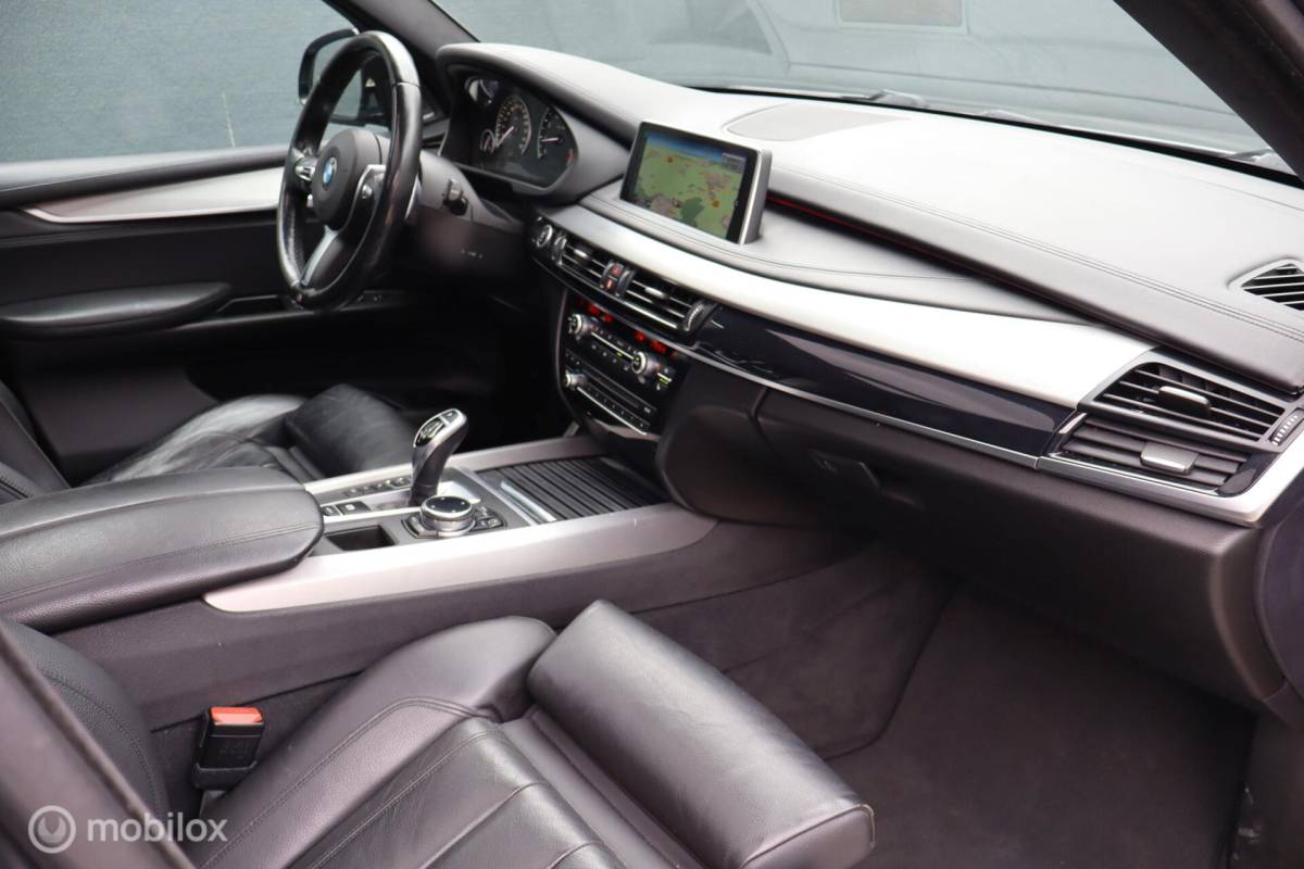 BMW X5 BMW X5 xDrive50i V8 7-zit volle auto! Pano| Head-up| M-Sport