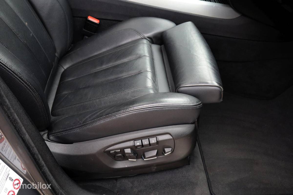 BMW X5 BMW X5 xDrive50i V8 7-zit volle auto! Pano| Head-up| M-Sport