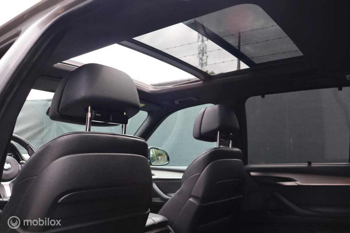BMW X5 BMW X5 xDrive50i V8 7-zit volle auto! Pano| Head-up| M-Sport