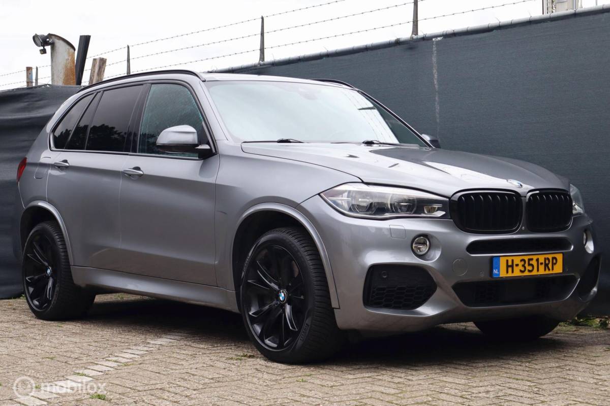 BMW X5 BMW X5 xDrive50i V8 7-zit volle auto! Pano| Head-up| M-Sport