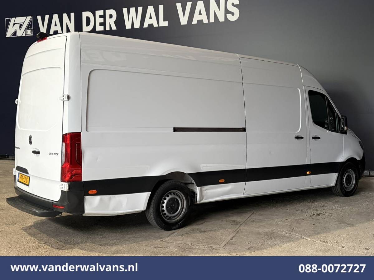 Mercedes-Benz Sprinter Mercedes-Benz Sprinter 314 CDI 143pk L3H2 Euro6 Airco | Camera | Apple Carplay | Android Auto 270 Graden Achterdeuren