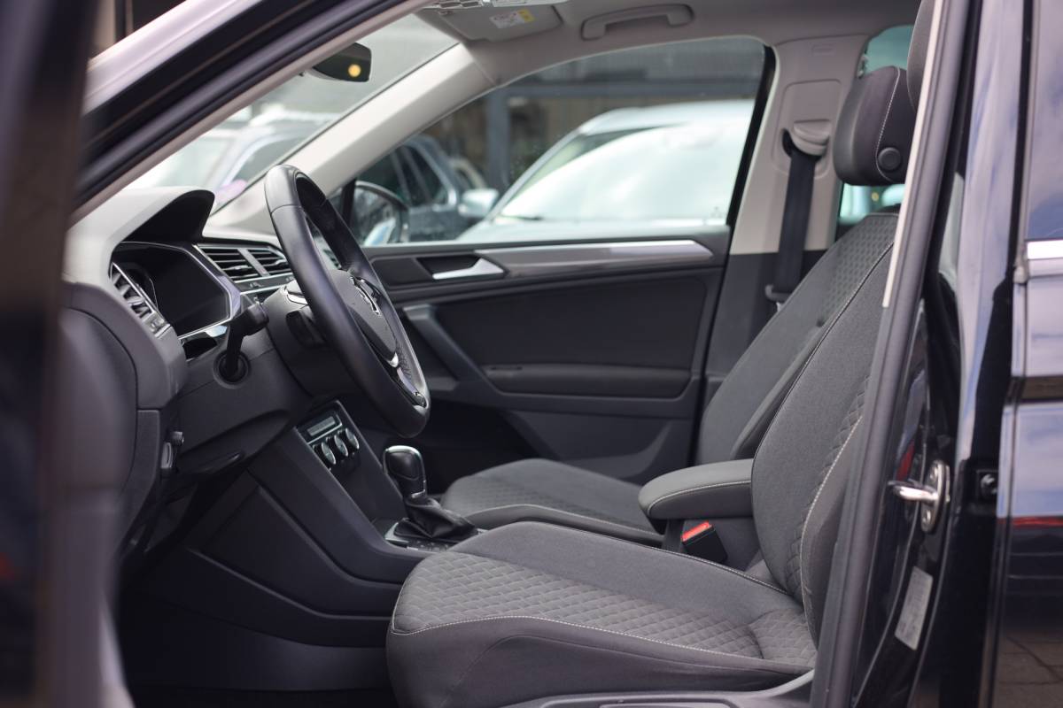 Volkswagen Tiguan Volkswagen Tiguan 2.0 TSI 4MOTION | R-LINE | PANO | CAMERA | TREKHAAK