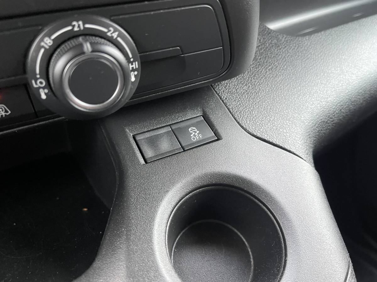 Citroën Berlingo Citroën Berlingo 1.5 BlueHDI Control | Origineel Nederlands | Nap | Automatische Verlichting | Radio | Bluetooth | Start/Stop |