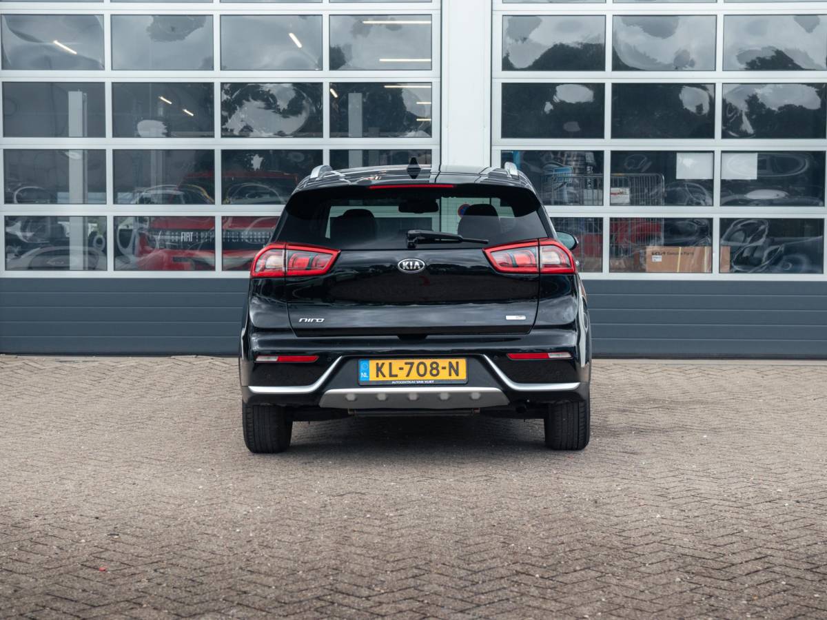 Kia Niro Kia Niro 1.6 GDi Hybrid ExecutiveLine | Leder | Clima | Adapt. Cruise | BSM | Stoel&Stuur Verw. | Xenon