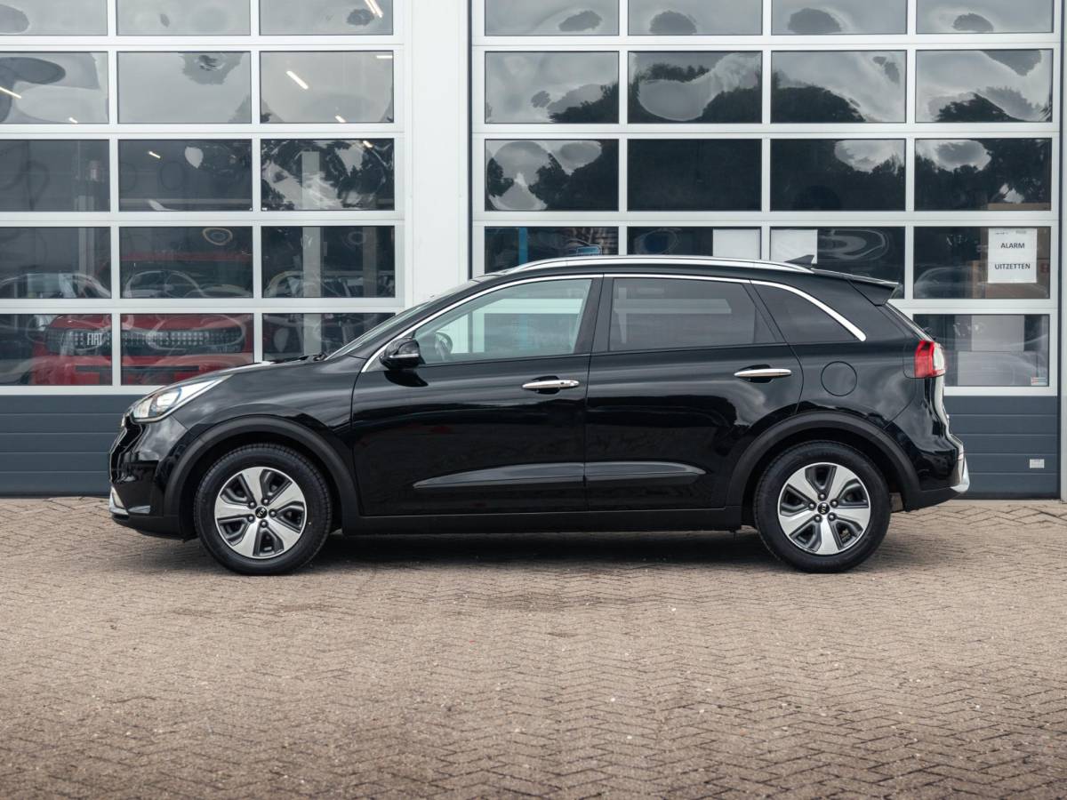 Kia Niro Kia Niro 1.6 GDi Hybrid ExecutiveLine | Leder | Clima | Adapt. Cruise | BSM | Stoel&Stuur Verw. | Xenon