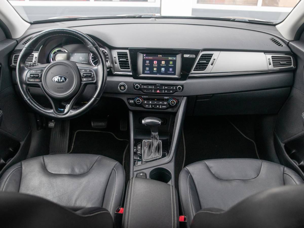 Kia Niro Kia Niro 1.6 GDi Hybrid ExecutiveLine | Leder | Clima | Adapt. Cruise | BSM | Stoel&Stuur Verw. | Xenon