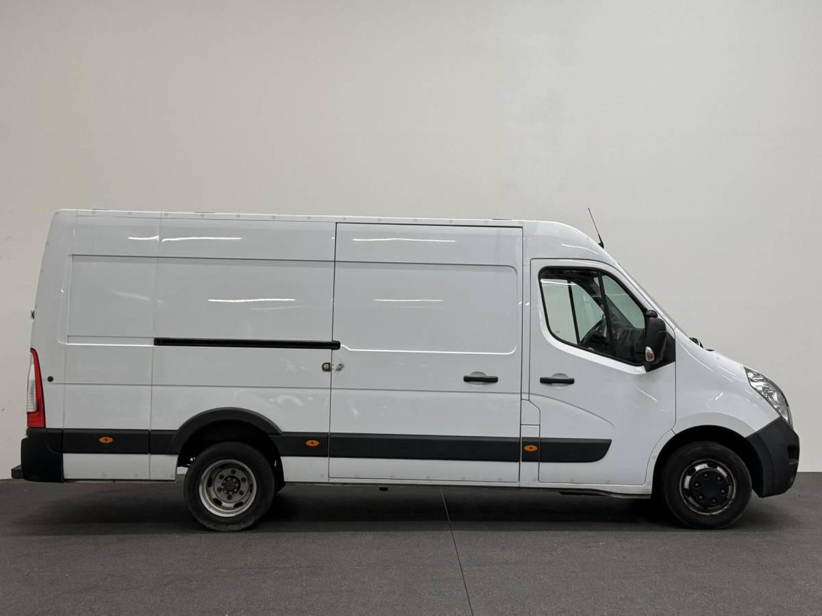 Opel Movano Opel Movano 2.3 CDTI BiTurbo L3H2 Dubbel Lucht Airco Cruise Control Trekhaak
