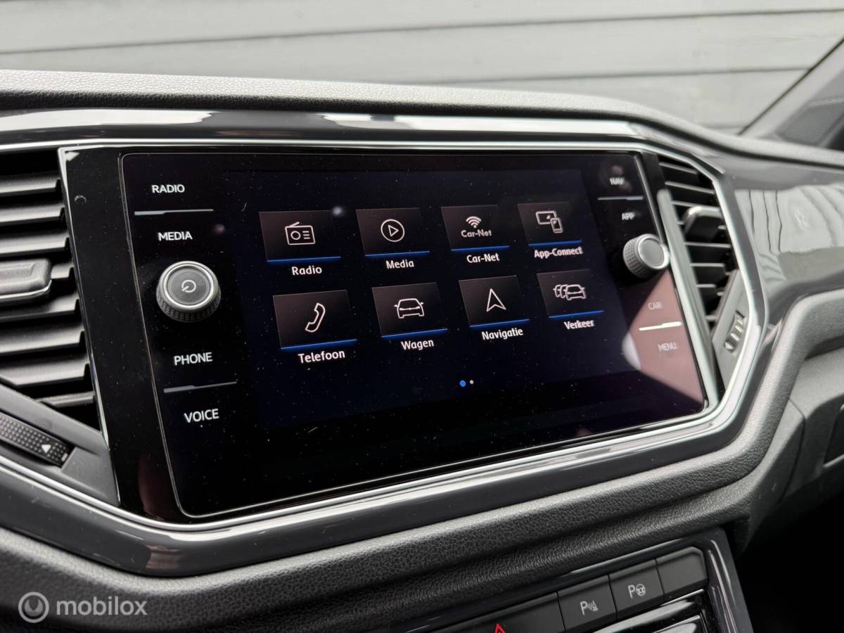 Volkswagen T-Roc Volkswagen T-Roc 1.5 TSI DSG R-line/Carplay/Camera/LED/Clima
