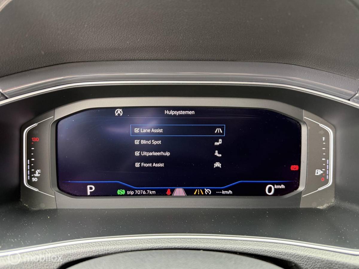 Volkswagen T-Roc Volkswagen T-Roc 1.5 TSI DSG R-line/Carplay/Camera/LED/Clima