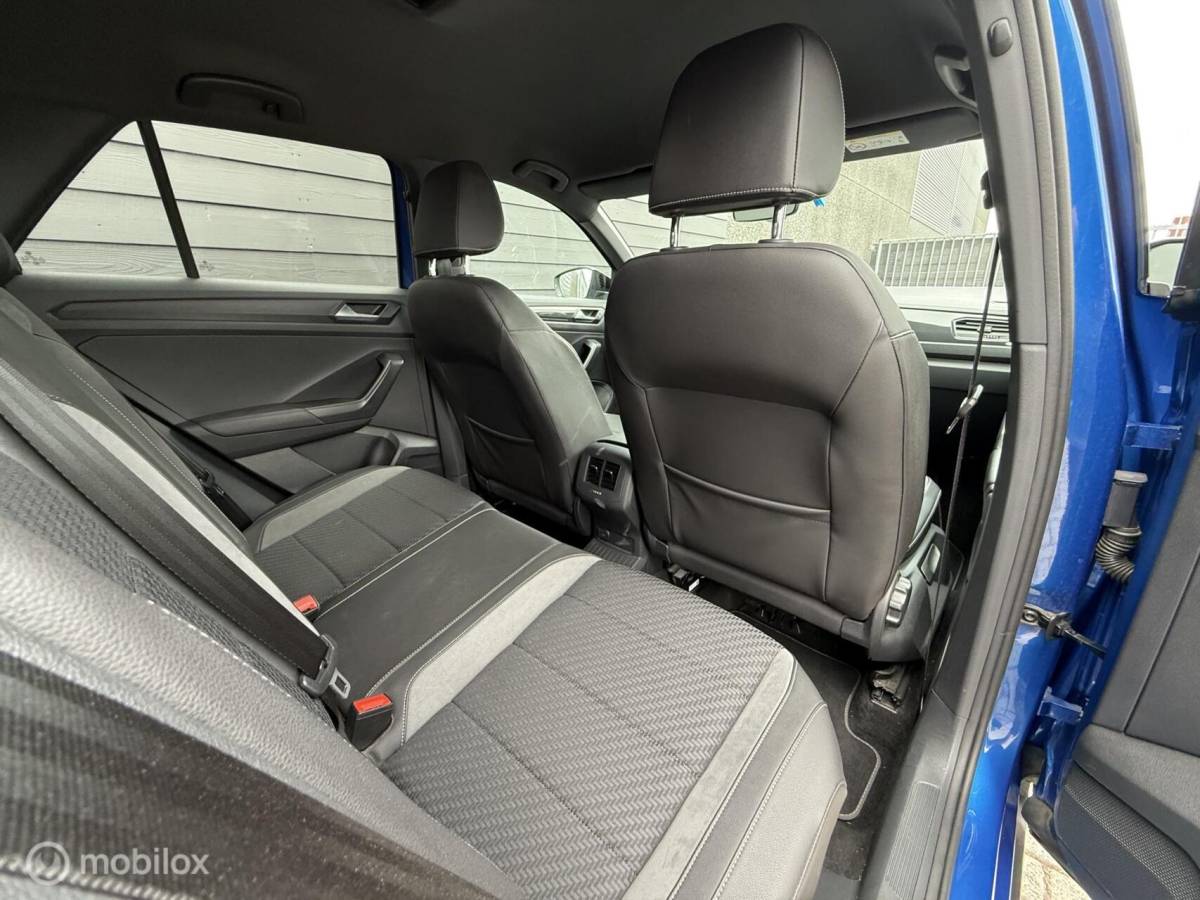 Volkswagen T-Roc Volkswagen T-Roc 1.5 TSI DSG R-line/Carplay/Camera/LED/Clima