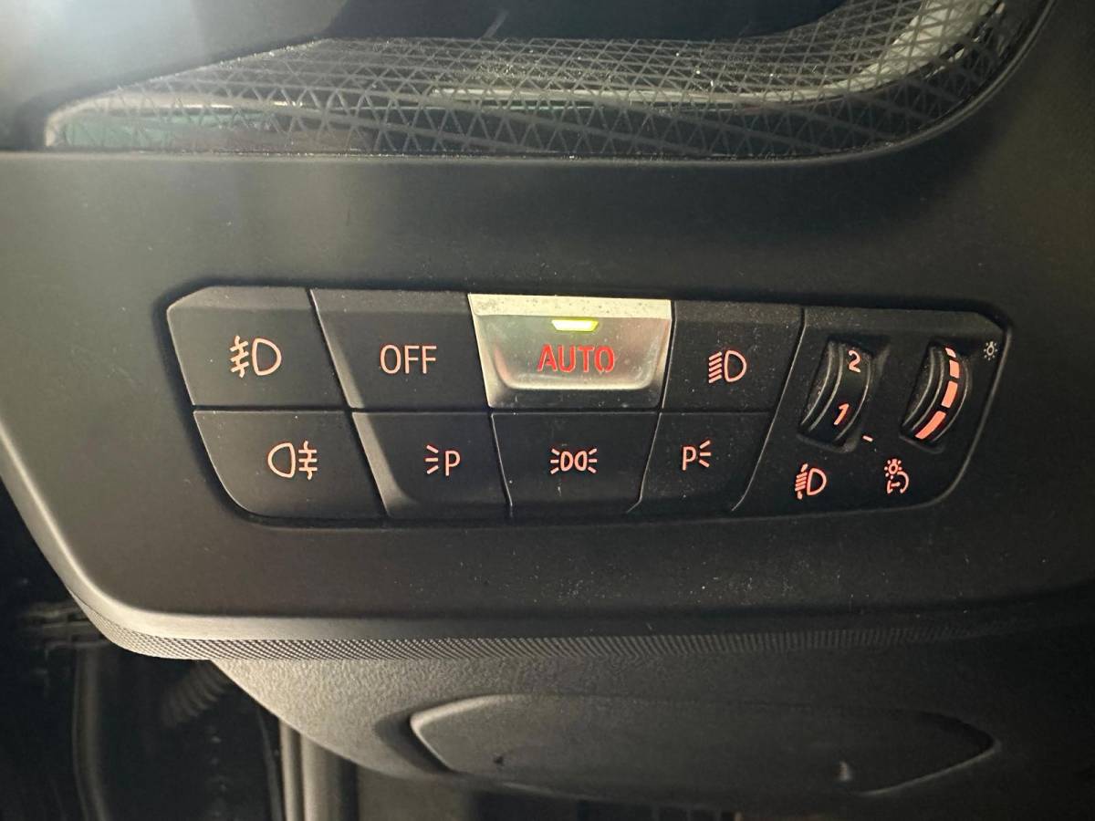 BMW 1 Serie BMW 1-serie 118i Executive Edition/AUT/140PK/BTW AUTO