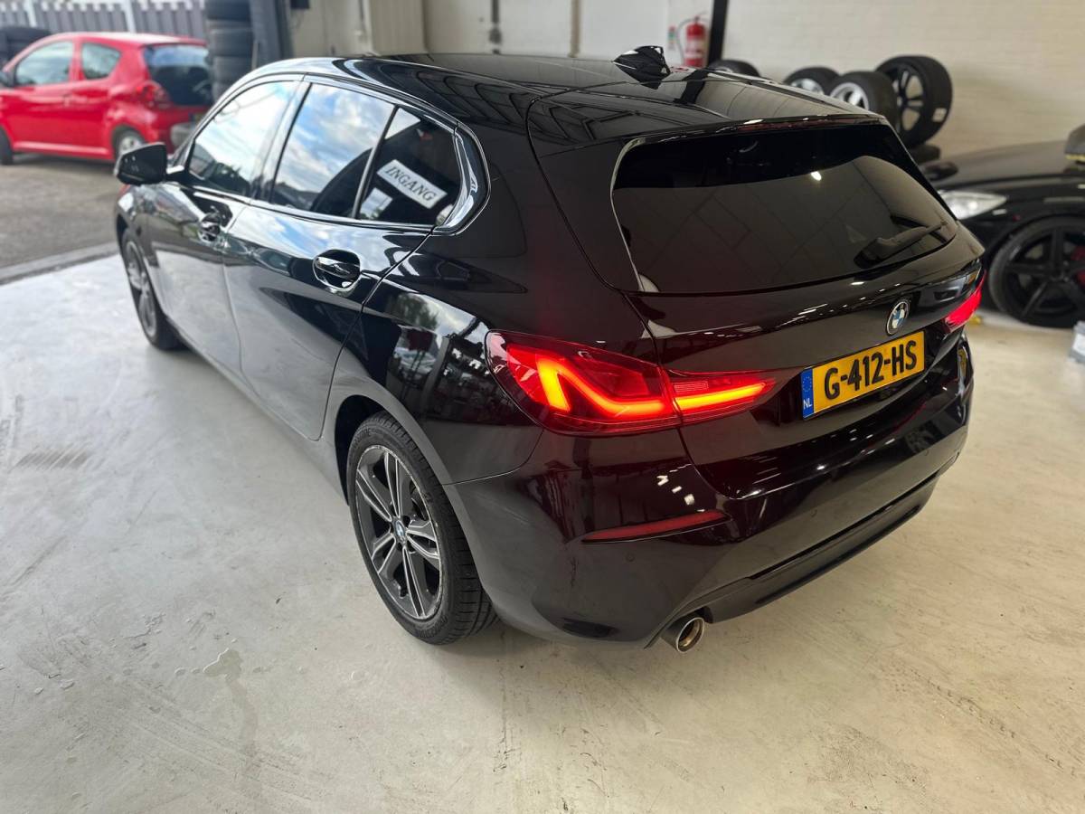 BMW 1 Serie BMW 1-serie 118i Executive Edition/AUT/140PK/BTW AUTO
