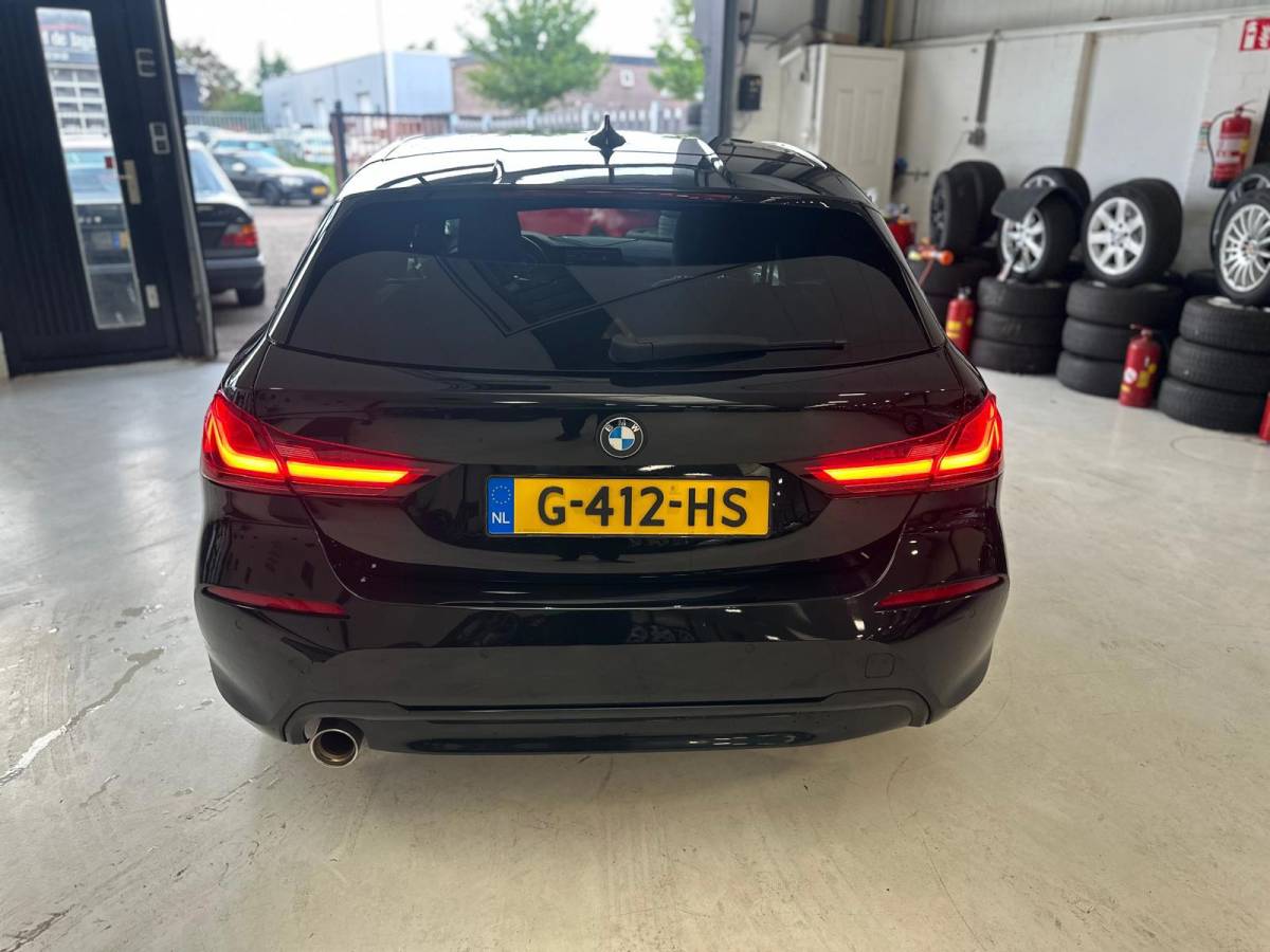 BMW 1 Serie BMW 1-serie 118i Executive Edition/AUT/140PK/BTW AUTO