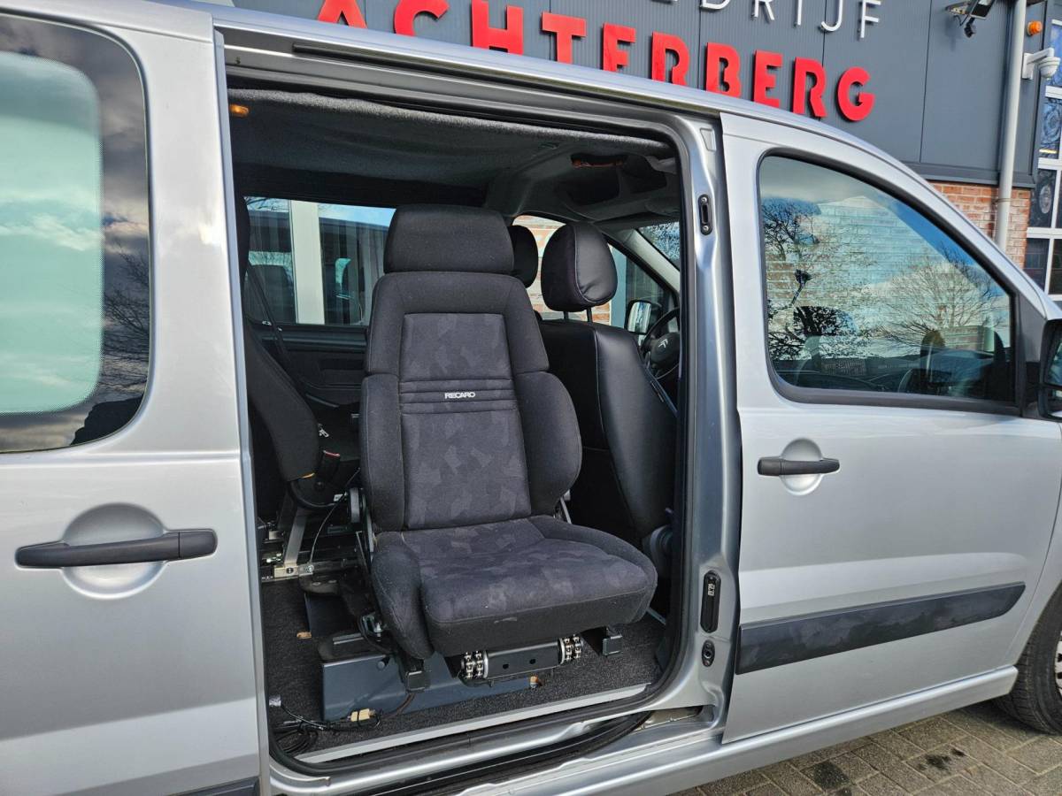 Citroën Jumpy Citroen Jumpy 12 2.0 HDI L2H1 Economy DC Rolstoelbus! Draaibare Stoel! 5-Zitplaatsen! Airco! Cruise Control!