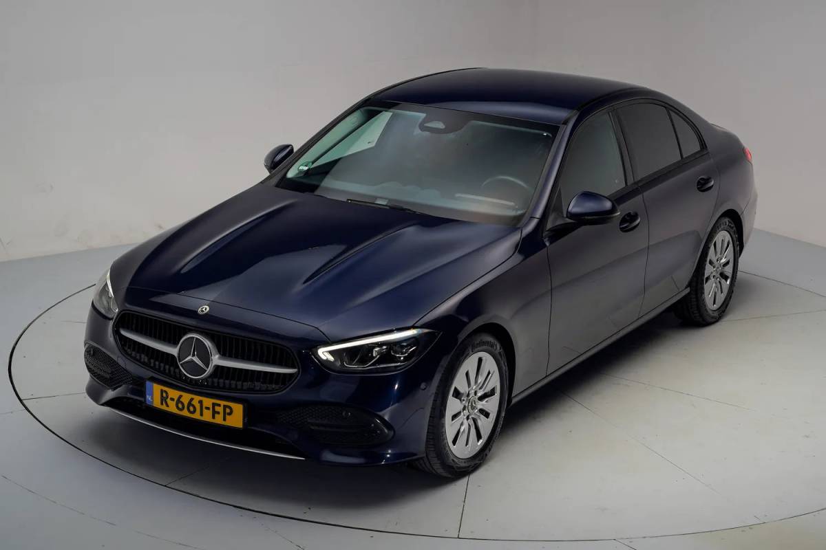 Mercedes-Benz C-Klasse Mercedes-Benz C-Klasse 200 Business Line Aut. [ Adapt.cruise Camera Stoelverwarming ]
