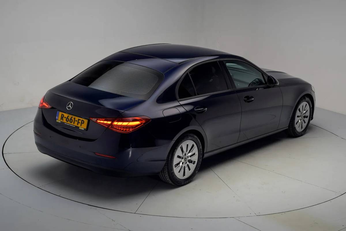 Mercedes-Benz C-Klasse Mercedes-Benz C-Klasse 200 Business Line Aut. [ Adapt.cruise Camera Stoelverwarming ]