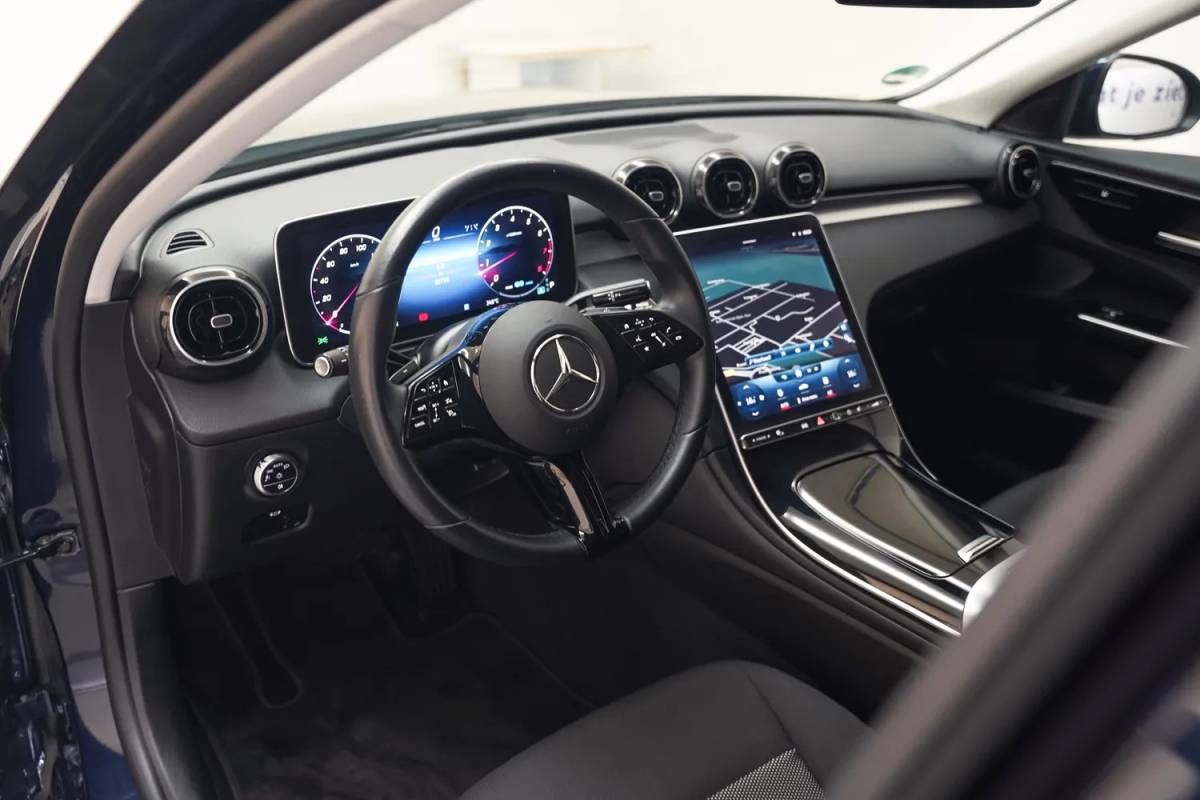 Mercedes-Benz C-Klasse Mercedes-Benz C-Klasse 200 Business Line Aut. [ Adapt.cruise Camera Stoelverwarming ]