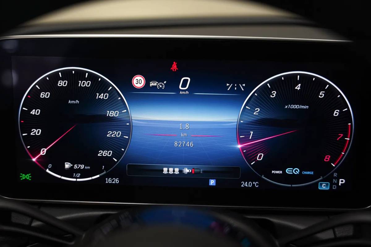 Mercedes-Benz C-Klasse Mercedes-Benz C-Klasse 200 Business Line Aut. [ Adapt.cruise Camera Stoelverwarming ]