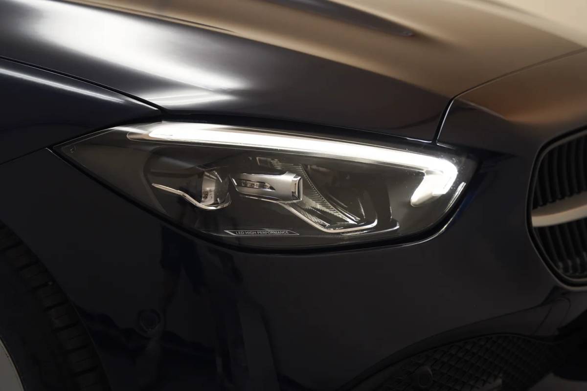 Mercedes-Benz C-Klasse Mercedes-Benz C-Klasse 200 Business Line Aut. [ Adapt.cruise Camera Stoelverwarming ]