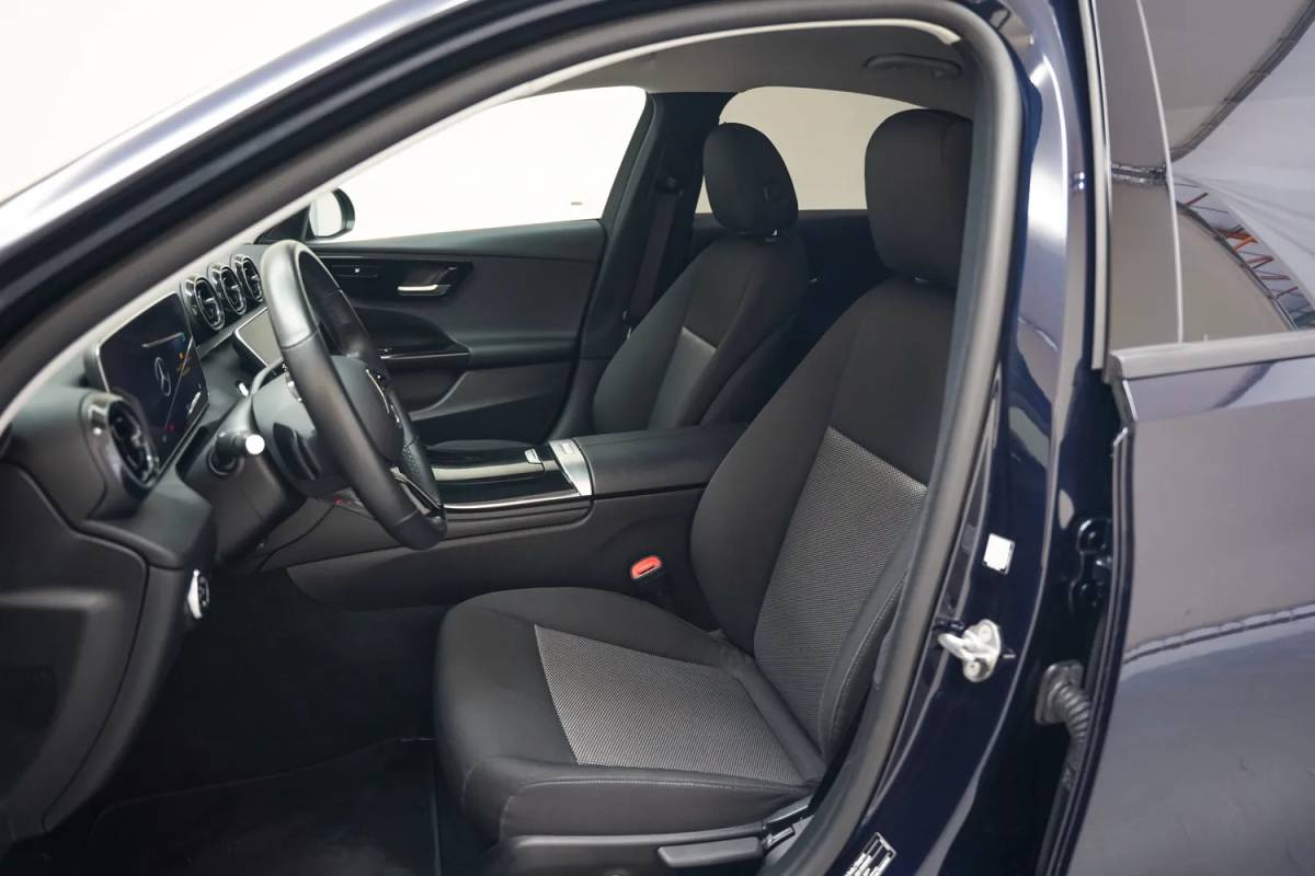 Mercedes-Benz C-Klasse Mercedes-Benz C-Klasse 200 Business Line Aut. [ Adapt.cruise Camera Stoelverwarming ]