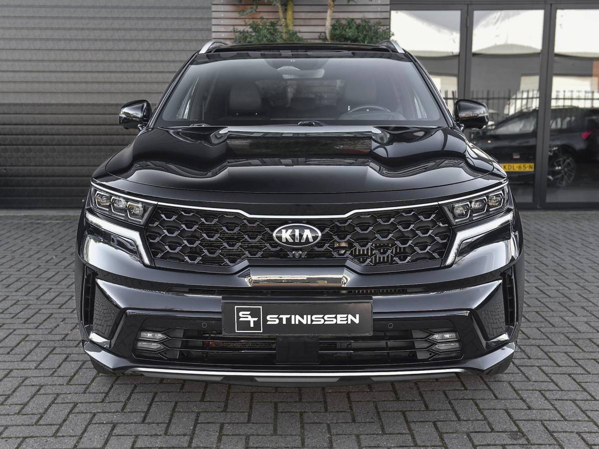 Kia Sorento Kia Sorento 1.6 T-GDI Plug-in Hybrid 4WD ExecutiveLine 5p. Leer Panoramadak Camera Adaptive cruise control Navi
