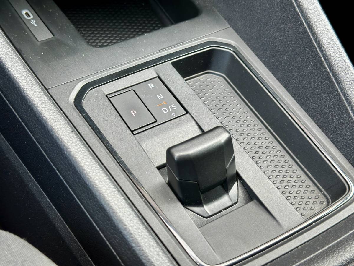Volkswagen Caddy Volkswagen Caddy Cargo 2.0 TDI Style | LED | Apple Carplay | Achteruitcamera | Parkeersensoren | Airconditioning |
