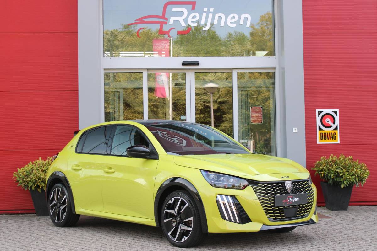 Peugeot 208 Peugeot 208 1.2 Hybrid 145PK AUTOMAAT GT | PANORAMA DAK | ADAPTIVE CRUISE CONTROL | KEYLESS ENTRY/START | LICHTMETALEN VELGEN 17″ | ACHTERUITRIJ CAMERA | FULL LED KOPLAMPEN | PARKEERSENSOREN VOOR + ACHTER | DAB+ RADIO | NAVIGATIE | SFEER VERLICHTING |