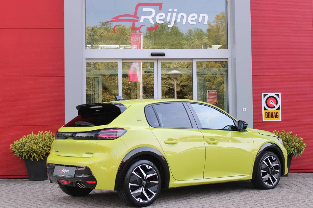 Peugeot 208 Peugeot 208 1.2 Hybrid 145PK AUTOMAAT GT | PANORAMA DAK | ADAPTIVE CRUISE CONTROL | KEYLESS ENTRY/START | LICHTMETALEN VELGEN 17″ | ACHTERUITRIJ CAMERA | FULL LED KOPLAMPEN | PARKEERSENSOREN VOOR + ACHTER | DAB+ RADIO | NAVIGATIE | SFEER VERLICHTING |