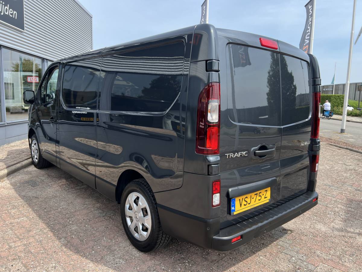 Renault Trafic Renault Trafic 2.0 dCi 130 T30 L2H1 Work Edition