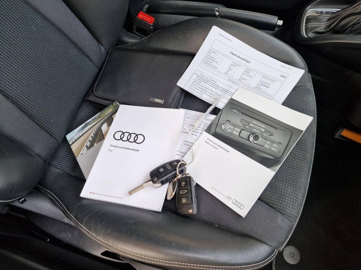 Audi A1 Sportback Audi A1 Sportback 1.0 TFSI Advance Sport|S-line|Automaat|Xenon|Cruise|Navi|