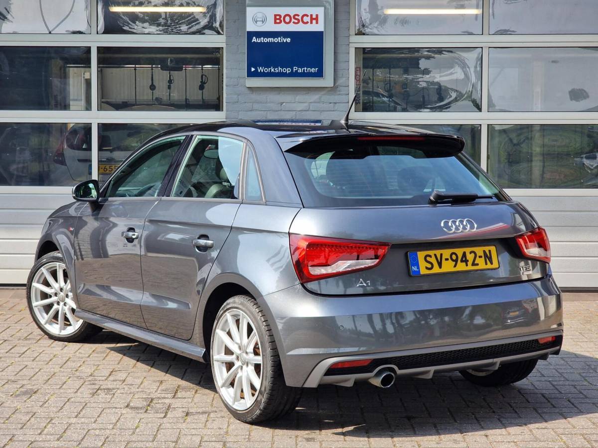 Audi A1 Sportback Audi A1 Sportback 1.0 TFSI Advance Sport|S-line|Automaat|Xenon|Cruise|Navi|