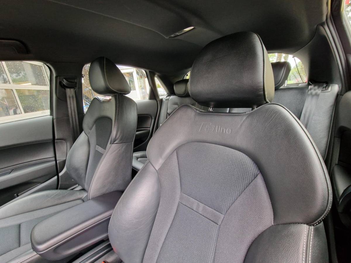 Audi A1 Sportback Audi A1 Sportback 1.0 TFSI Advance Sport|S-line|Automaat|Xenon|Cruise|Navi|