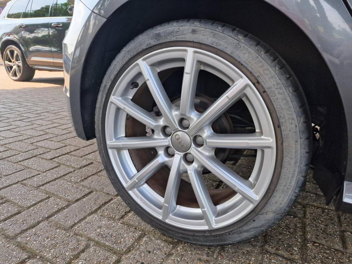 Audi A1 Sportback Audi A1 Sportback 1.0 TFSI Advance Sport|S-line|Automaat|Xenon|Cruise|Navi|