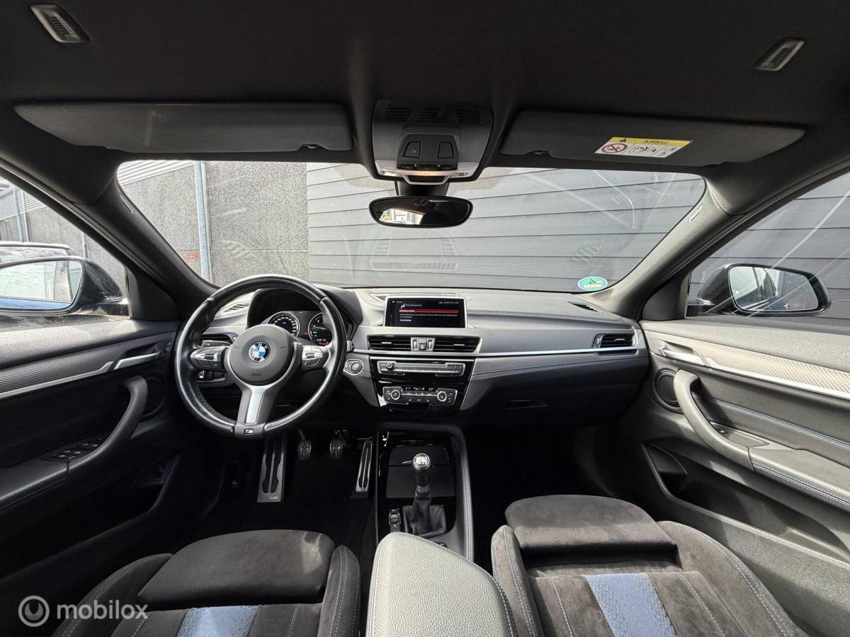 BMW X2 BMW X2 sDrive18i Executive M-Sport Kuipstoel/LED/Winterpakket