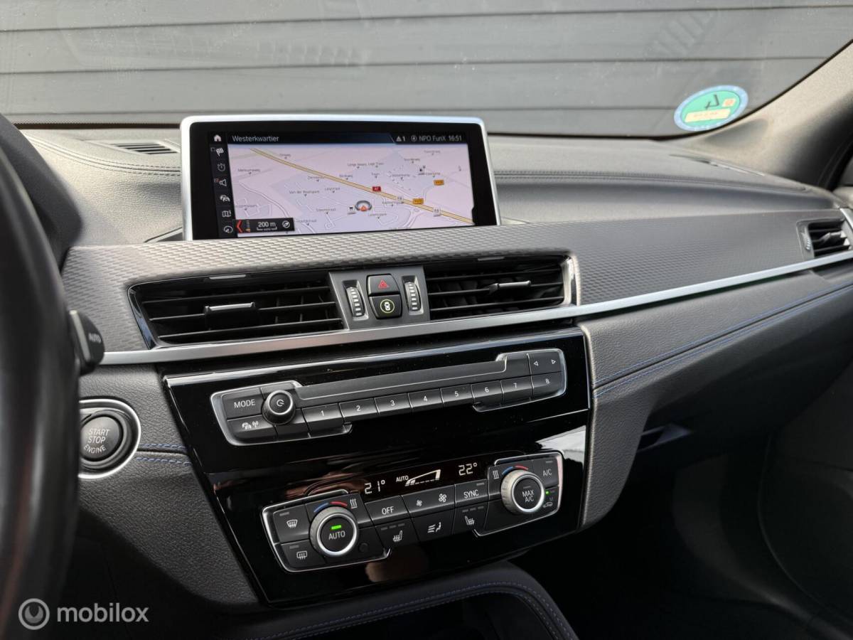 BMW X2 BMW X2 sDrive18i Executive M-Sport Kuipstoel/LED/Winterpakket