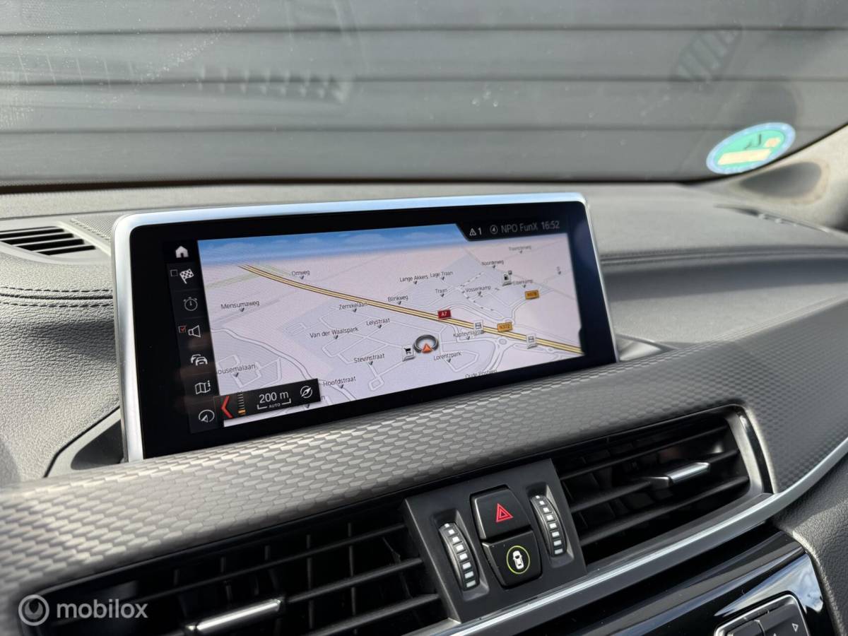 BMW X2 BMW X2 sDrive18i Executive M-Sport Kuipstoel/LED/Winterpakket