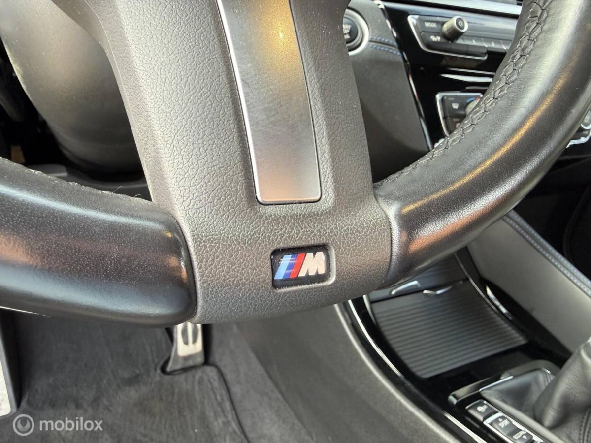 BMW X2 BMW X2 sDrive18i Executive M-Sport Kuipstoel/LED/Winterpakket