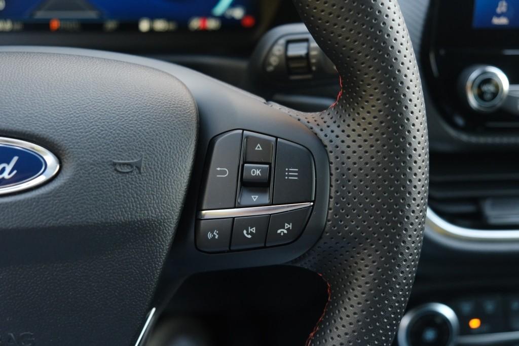 Ford Puma Ford Puma 1.0 EcoBoost Hybrid 155pk Aut. ST-Line X | Navi | App Connect | Adaptive Cruise | Full LED | Elektrische Achterklep | B&O Audio | Camera | Winter Pakket
