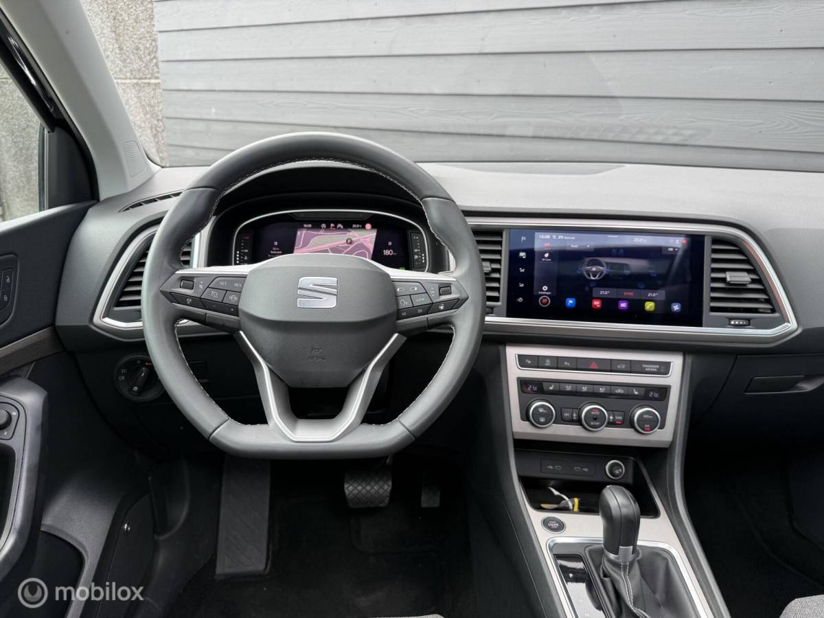 SEAT Ateca Seat Ateca 1.5 TSI Xperience BNS Pano.dak/Trekhaak/Viritual/Black-pack