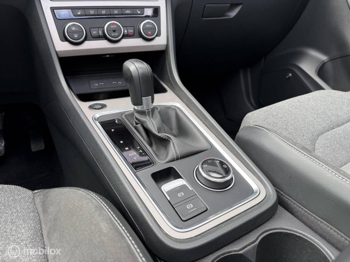 SEAT Ateca Seat Ateca 1.5 TSI Xperience BNS Pano.dak/Trekhaak/Viritual/Black-pack